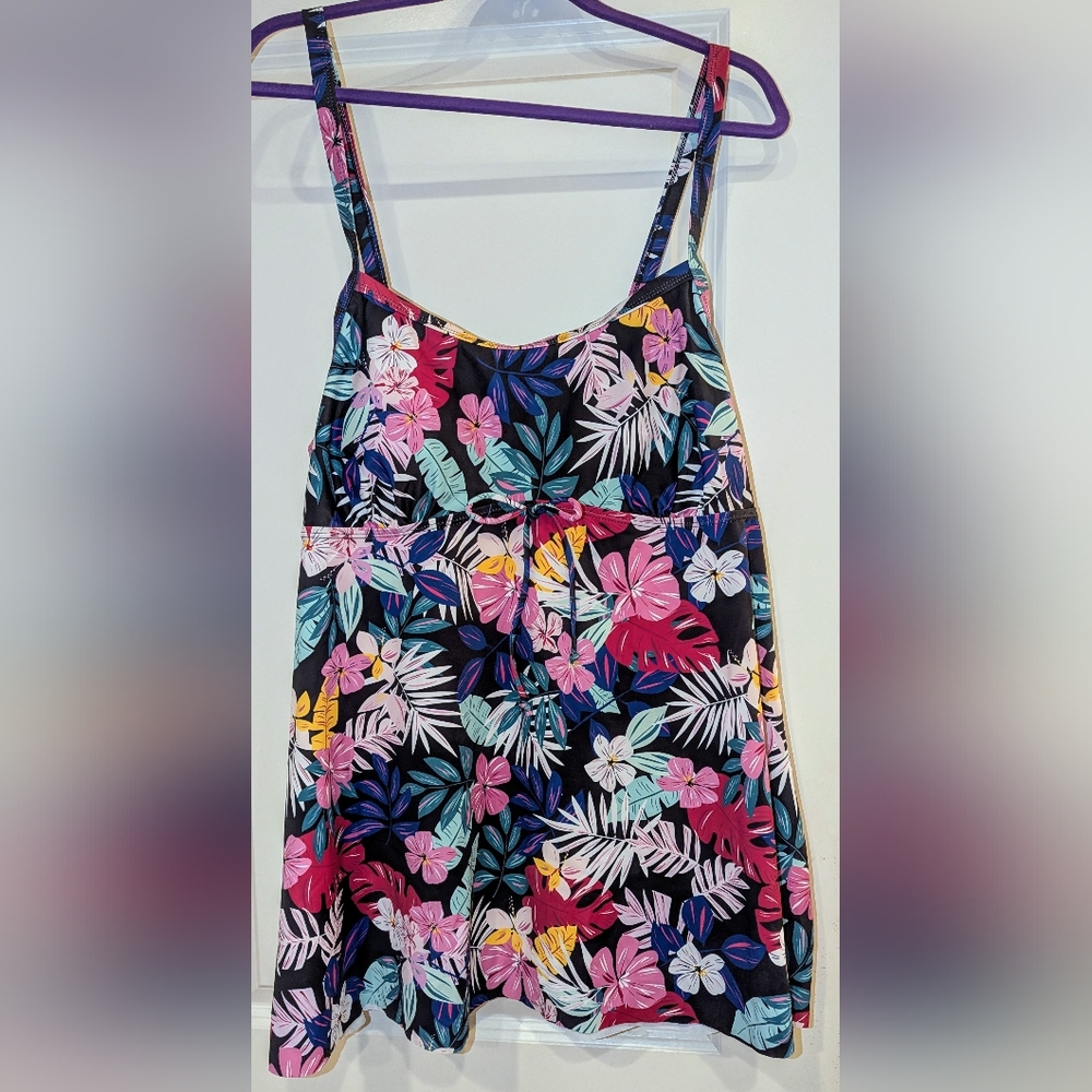 New 2X Empire Swim Dress 2 Piece, Tropical + Black Shorts